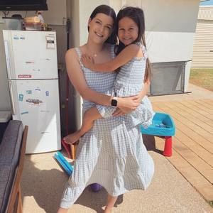 Meet your Posher, Ellen